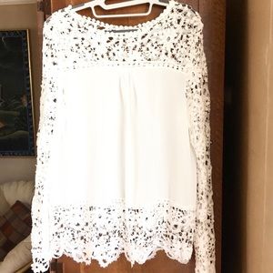 NWOT Lace Long-sleeved Round Neck Loose Top, Size L